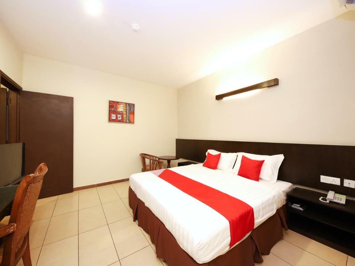 Hotel Bei King Sitiawan Exterior photo